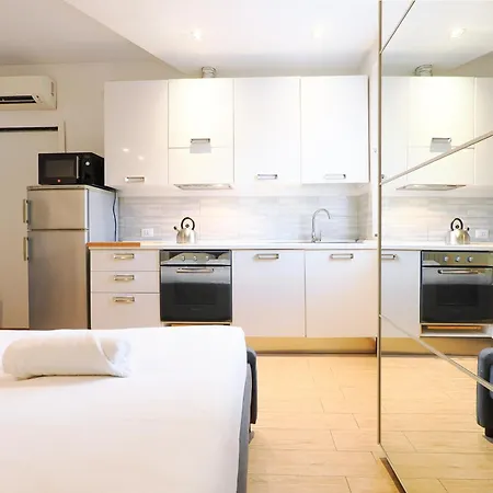 Primopiano - Melzo A Appartement *